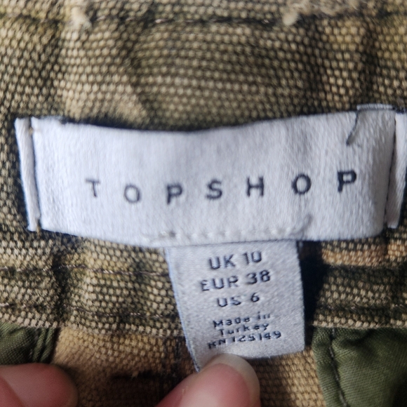 TOPSHOP Camo Cargo Women Mid Rise Pants Size 10 Combat Style Pockets Y2K - Picture 2 of 12